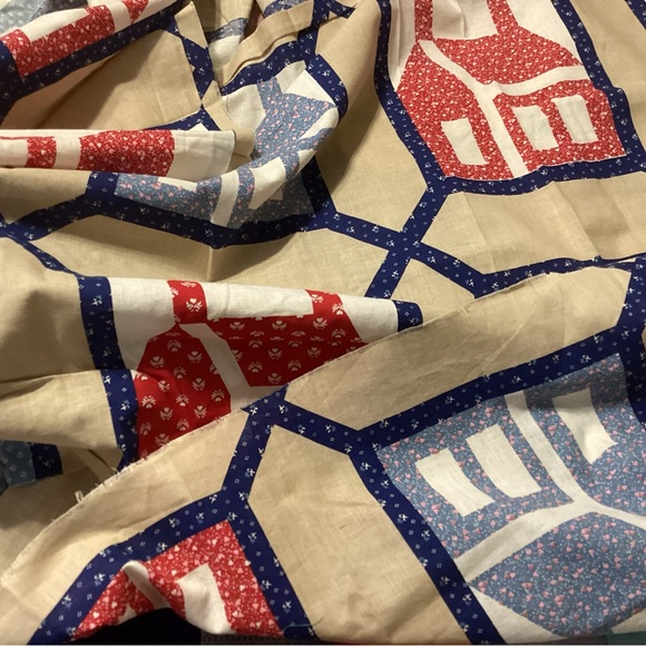 Vintage 1988 Museum of American Folk Art fabric 2 pcs 45” by 36” & 40” by 22” - Picture 2 of 2